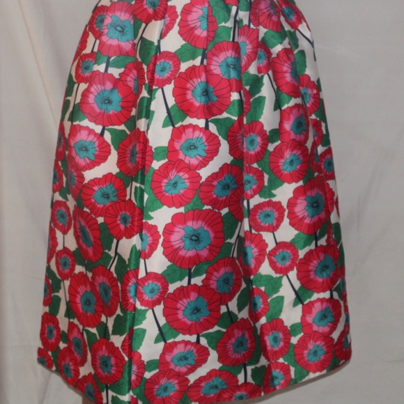 Flower skirts - Picture 4 of 4